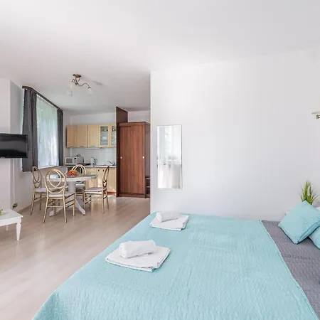 Z Balkonem Lazur 250m Od Morza Apartmán